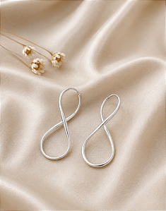 Argola Infinito - Fio Redondo - Prata 925 - 44mm - BR276