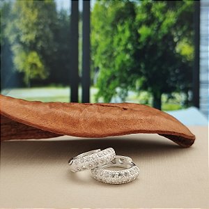 Argola Cravejada Com Zircônias- 13mm - Prata 925 - BR430-X234