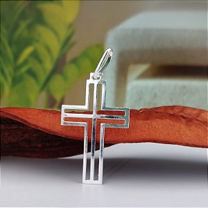 Pingente Crucifixo Vazado - Prata 925 - MPI411-1378