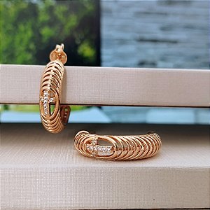 Argola Vazada Com Crucifixo Cravejado - Semijoia 18k - B355-11140