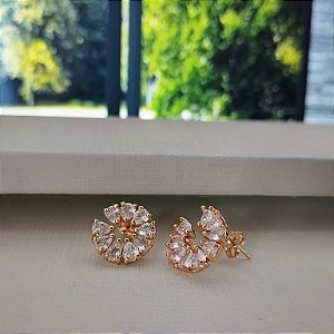 Brinco Feminino Com Zircônias - Semijoia 18k - B400-11130