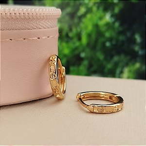 Argola Detalhada - 13mm - Semijoia 18k - B615-0476