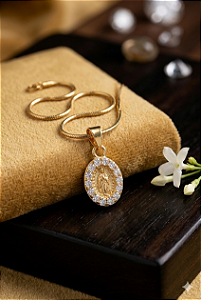 Gargantilha N.S das Graças Cravejada - Semijoia 18k - MG909-X310