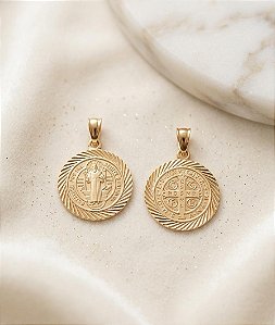 Pingente São Bento Trabalhado Dupla Face - Semijoia 18k - MPI451-X110