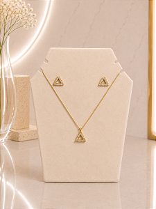 Conjunto Triângulo Cravejado - Semijoia 18k - MCJ172