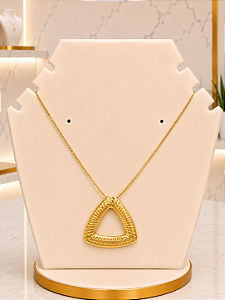 Gargantilha Triangular Vazada - Semijoia 18k - MG1014