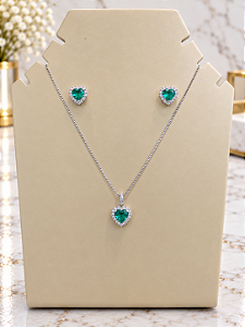Conjunto Coração Zircônia Verde - Semijoia Banho Ródio - MCJ230
