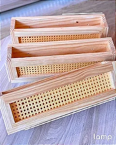 Prateleira Porta Livro Pinus