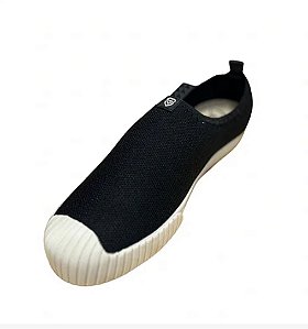 Tênis retrô preto