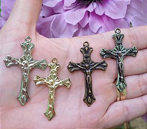 Crucifixo Médio