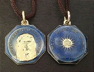 MEDALHA DA SAGRADA FACE AZUL - TOCADO POR NOSSA SENHORA