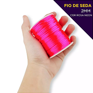 Cordão Acetinado Rabo de Rato - Fio de Seda - 2mm - Rolo C/50 Mts COR:ROSA-NEON