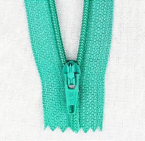 Ziper Comum Nylon Fino - 18cm - Nº3 - Pct C/100 Unidades COR:VERDE-JADE-539