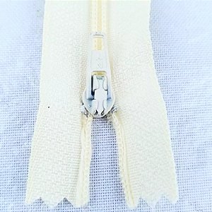 Ziper Comum Nylon Fino - 18cm - Nº3 - Pct C/100 Unidades COR:NATURAL-296