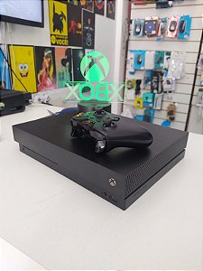 Xbox One X + Controle Original - Semi Novo