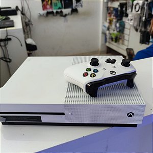 Console Xbox One S Semi Novo - Plebeu Games - Tudo para Vídeo Game
