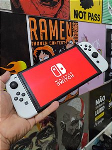 Vídeo Game Nintendo Switch Oled 64GB - Semi Novo