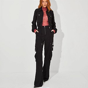 Conjunto Calça Cargo e Camisa Cropped