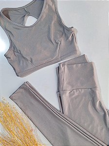 Legging Básica Compressão + Top Pétala Forte