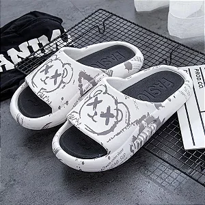 Chinelo Urso