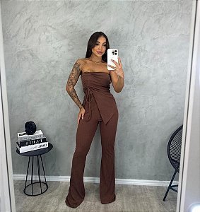 Conjunto Ana em Canelado Anarruga calca e blusa  Calça e Blusa