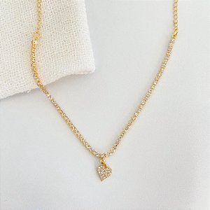 Colar Brilhoso com Pingente de Coração