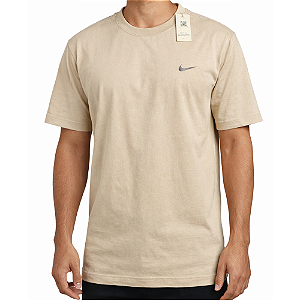 Camiseta Bege Básica Masculina | Desconto Progressivo no Carrinho