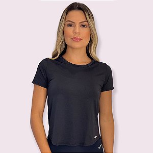 Camiseta Daia Dry Fit Preta