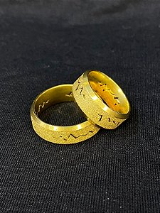 ALIANÇA DE CASAMENTO COM BATIMENTO DE CORAÇÃO BANHADA A OURO 18K
