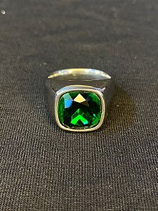 DEDEIRA COM PEDRA VERDE AÇO INOX
