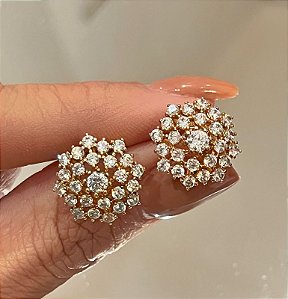 Brinco Dourado Flor em Zircônias Brancas