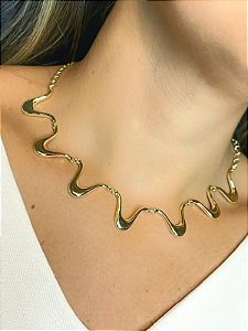 Colar Ondas Liso Orgânico Dourado 40 cm