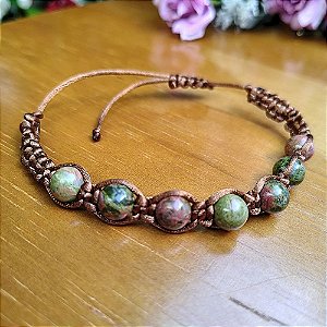 Pulseira Artesanal de Macramê com Pedra Natural Unakita em Fio de Seda