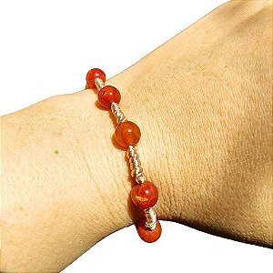 Pulseira de Proteção 7 Nós com Ágata Vermelha Natural Fio de Seda