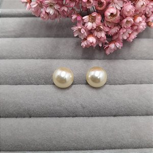 BRINCO PÉROLA 9MM BANHADO EM OURO 18K