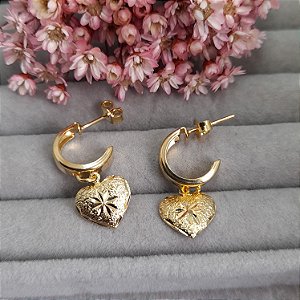 BRINCO PINGENTE CORAÇÃO BANHADO EM OURO 18K