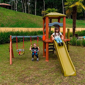 Playground Infantil Casa da Árvore Dinoplay com Balanço Bebê Freso