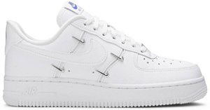 TÊNIS NIKE AIR FORCE 1 '07 LX ' SISTERHOOD-WHITE METALLIC SILVER '