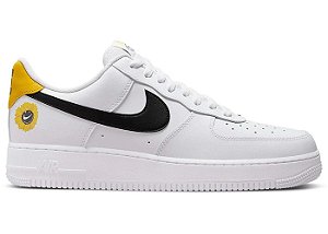 TÊNIS NIKE AIR FORCE 1 '07 HAVE A NIKE DAY WHITE GOLD '