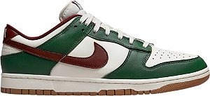 NIKE DUNK LOW ' GORGE GREEN TEAM RED '