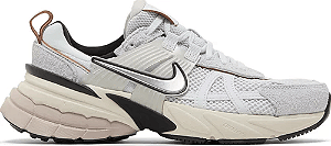 NIKE V2K RUN PURE PLATINUM CHROME