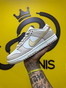 Nike Dunk Low Gold Swoosh - A PRONTA ENTREGA
