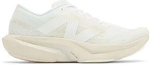 NEW BALANCE FUELCELL REBEL V4 WHITE LINEN