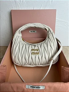BOLSA MIU MIU WANDER MATELASSE NAPPA LEATHER HOBO