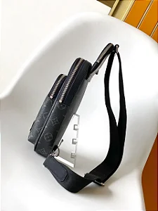 BOLSA LOUIS VUITTON SLING MONOGRAMA ECLIPSE BLACK