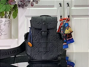 BOLSA LOUIS VUITTON NANO CHRISTOPHER TAURILLON MONOGRAM