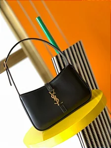 BOLSA SAINT LAURENT MINI LE 5 TO 7 LEATHER BLACK