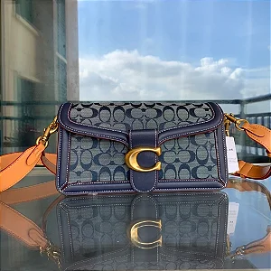 BOLSA COACH TABBY SHOULDER 26 IN SIGNATURE CHAMBRAY