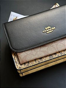 BOLSA COACH MINI KLARE CROSSBODY TAUPE SNAKE COM PRETO FERRAGENS DOURADAS