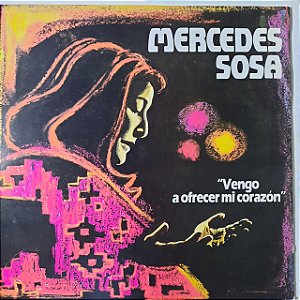 Disco de Vinil Vengo a Ofrecer Mi Corazón Interprete Mercedes Sosa (1985) [usado]